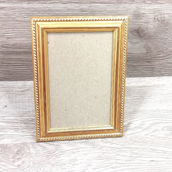 Photo Frame Ornate Golden Table Top Wall Mount Picture Display Home Décor Gift - Picture 4 of 15